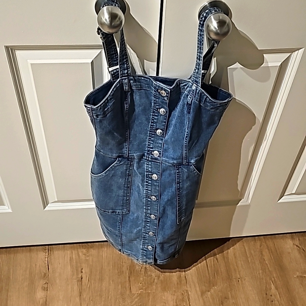 Jean dress. Size:  6 Brand:  H&M